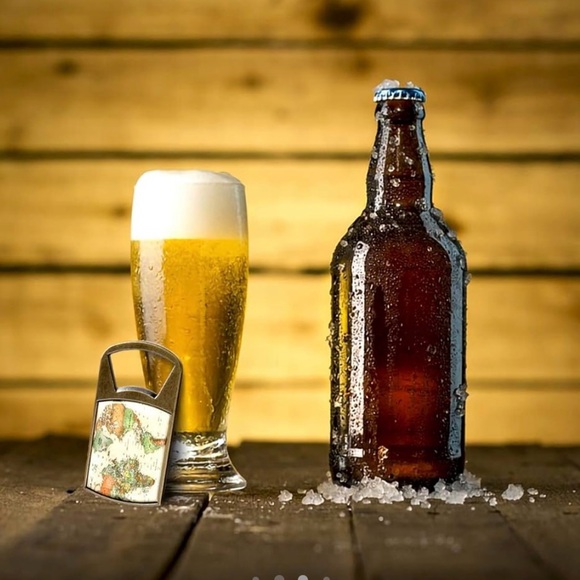 Travel themed map design vintage bottle opener, NWT - Picture 4 of 5